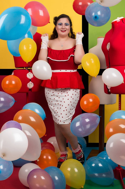 Pinup girl on a balloon party - Zdjęcie, obraz