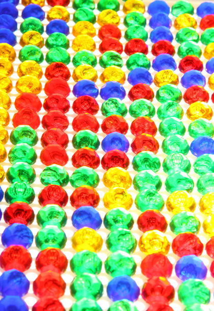 Perspektif içinde birçok renkli plastik pimleri - Fotoğraf, Görsel