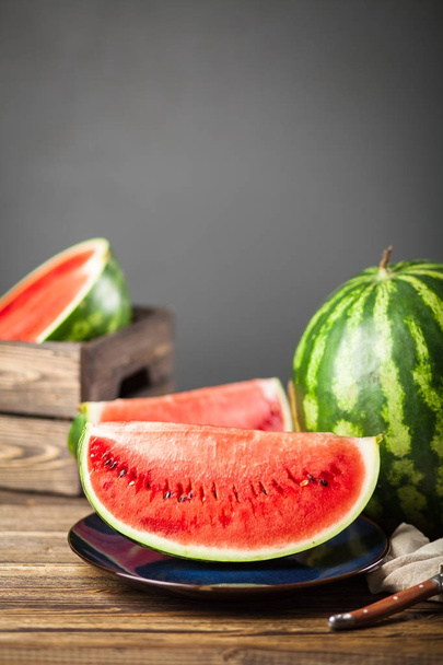 reife saftige Wassermelonen - Foto, Bild