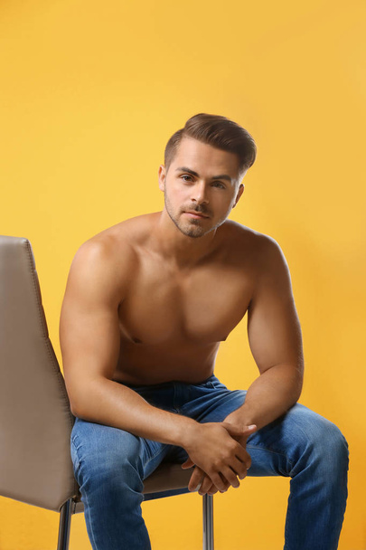 Sexy shirtless man  - Foto, Bild