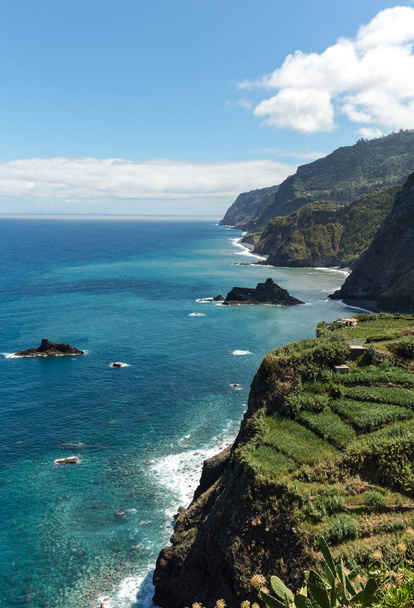 Viewpoint over the north coast of Madeira, Portugal - Foto, immagini