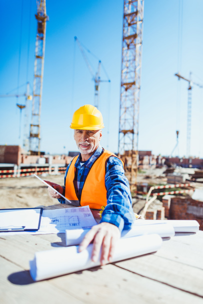 construction worker with building plans - Photo, Image