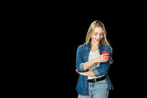 adolescente chica con taza de café
 - Foto, Imagen