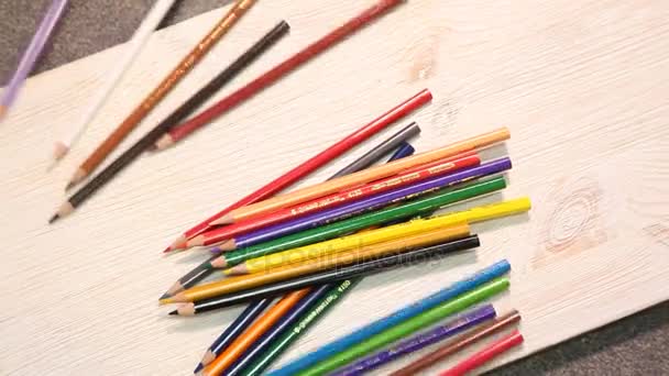Barva tužka. Tužky, psací potřeby, papírnictví. - Záběry, video