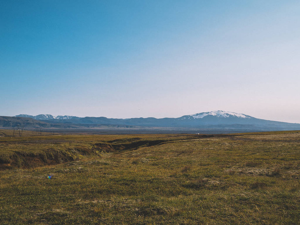  viaje a través de Islandia país del norte belleza volcán desierto montañas montañas géiser agua cascada agua caballos paisaje lago puesta del sol
 - Foto, imagen