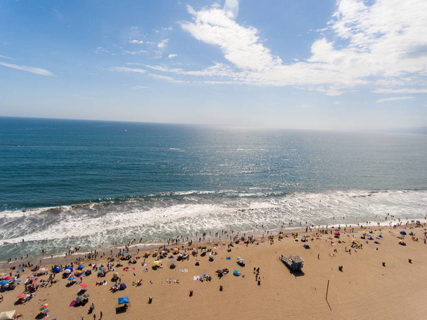 Widok z lotu ptaka Santa Monica Beach, Kalifornia - Zdjęcie, obraz