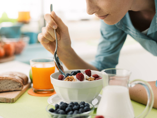 Healthy breakfast at home - Фото, зображення