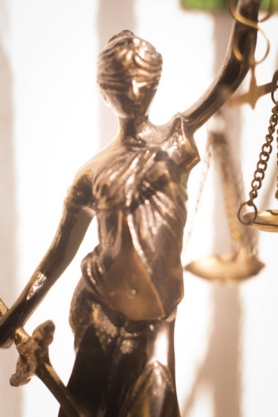 Jogi igazságszolgáltatási törvény szobor - Fotó, kép