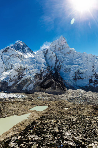 Snowy mountains of the Himalayas - Фото, зображення