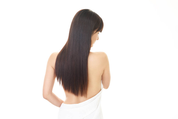 Woman with beautiful long hair - Φωτογραφία, εικόνα