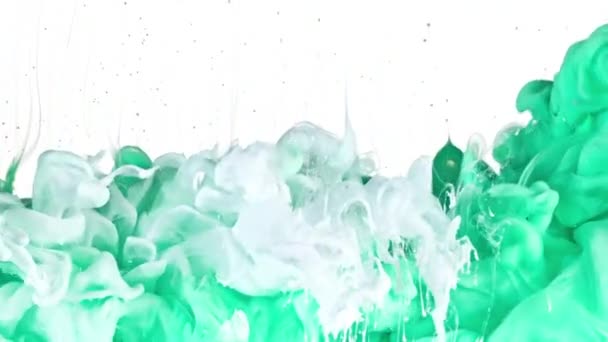 Tinta blanca y verde en el agua
 - Imágenes, Vídeo