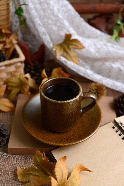Delicioso café sobre la mesa - Foto, Imagen