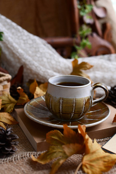 Heerlijke koffie op tafel - Foto, afbeelding
