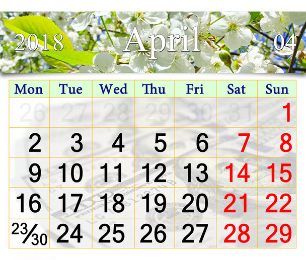 календар на квітень 2018 року з квітучим вишневим деревом
 - Фото, зображення