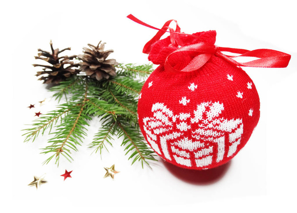 Рождественская декоративная композиция с гирляндой
 - Фото, изображение