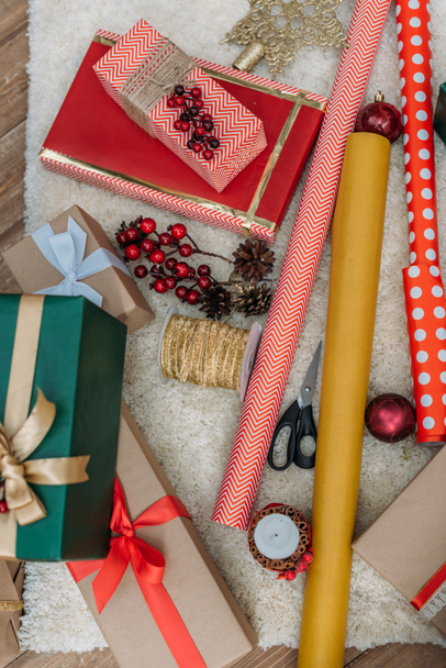 christmas gifts and decorations - Фото, изображение