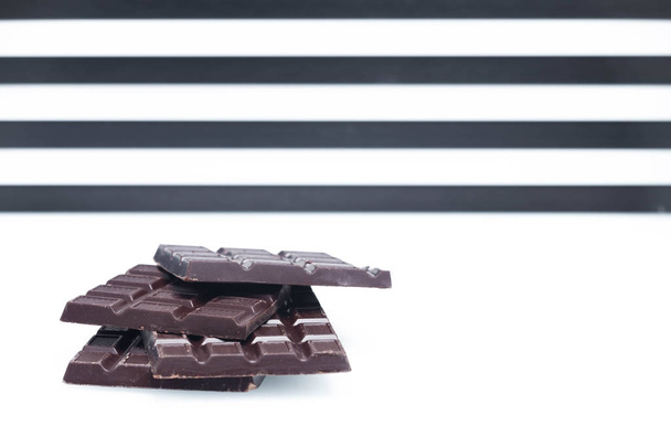 Vista do delicioso chocolate escuro
 - Foto, Imagem