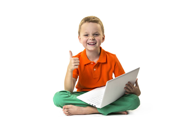 funny boy with laptop  - Foto, Imagen