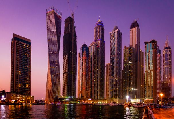 Dubajský přístav s mrakodrapy - Fotografie, Obrázek
