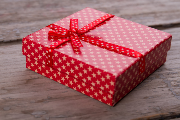 bela caixa de presente vermelho
 - Foto, Imagem