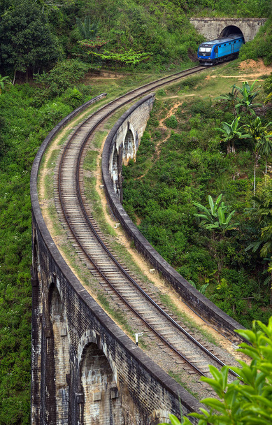 Σιδηροδρομική οδογέφυρα καμάρες γέφυρα Ella, Σρι Λάνκα - Φωτογραφία, εικόνα