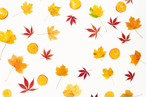 Цветочный узор листьев
  - Фото, изображение