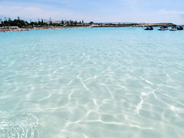 plaj sahil peyzaj Akdeniz deniz Kıbrıs Adası  - Fotoğraf, Görsel