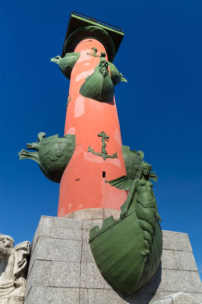 Rostral column on the Spit of Vasilyevsky Island in St. Petersburg - Фото, изображение