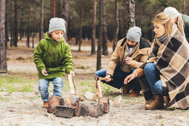 family making campfire - Photo, image