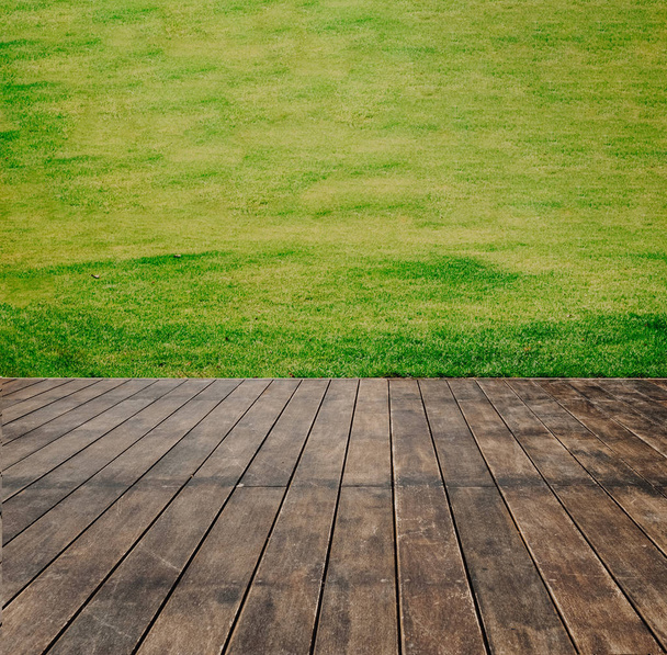 Увлажненная текстура пола террасы с зеленой лавой
 - Фото, изображение