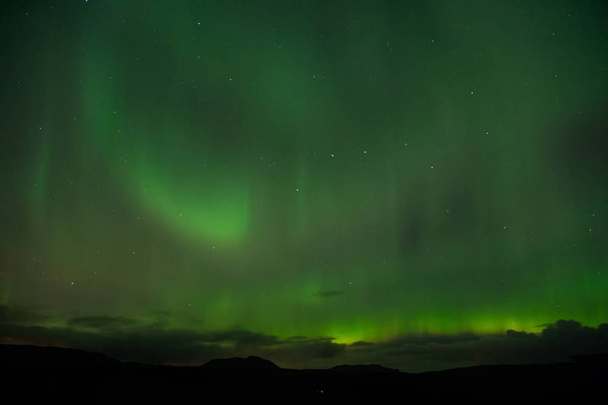 Luz do Norte na Islândia
 - Foto, Imagem