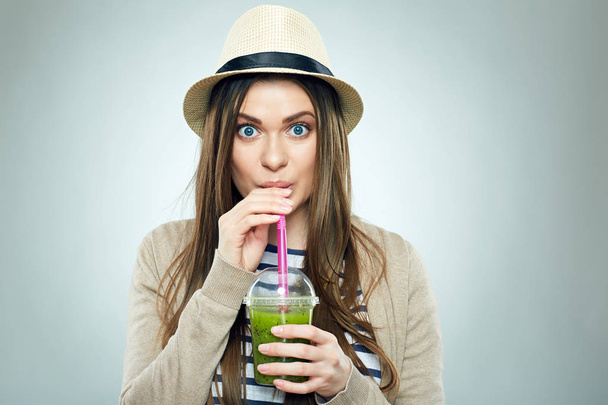 woman holding smoothie drink  - Фото, зображення