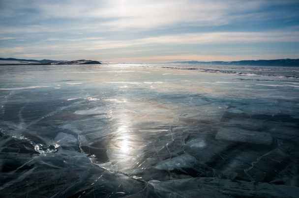 rivière gelée en hiver - Photo, image