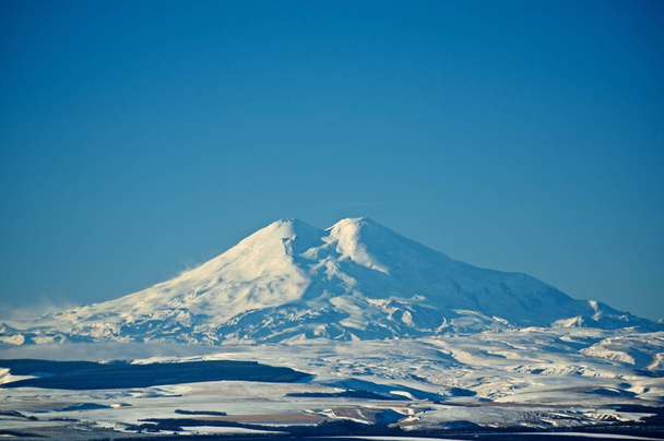 Mountain Peaks of Caucasus - Fotoğraf, Görsel