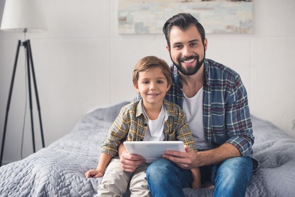 father and son with tablet - Photo, Image