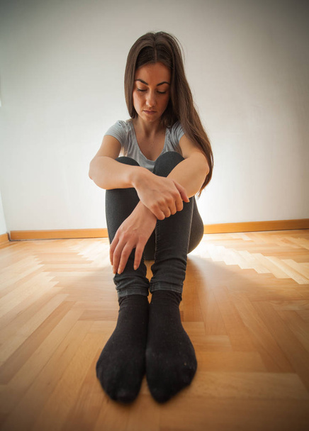 Depressed young woman - Photo, Image