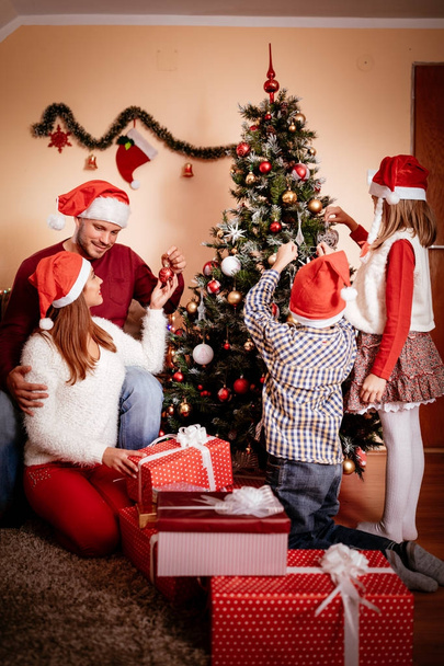 Happy Family At Christmas Holiday - Fotoğraf, Görsel