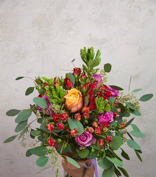 красивый яркий букет цветов, крупным планом
 - Фото, изображение