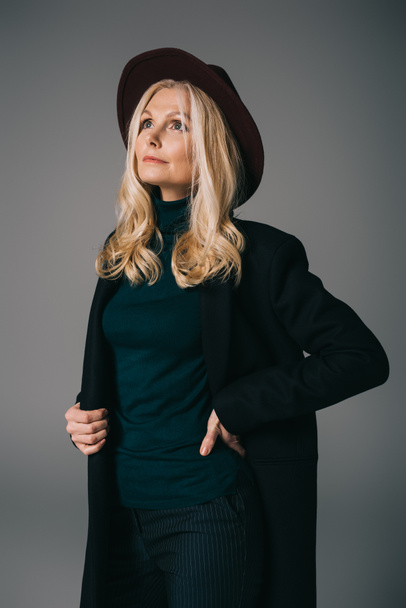 mature woman in coat and hat - Foto, Imagem