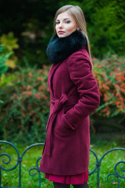 Beautiful young blonde woman wearing fur autumn coat - Fotografie, Obrázek