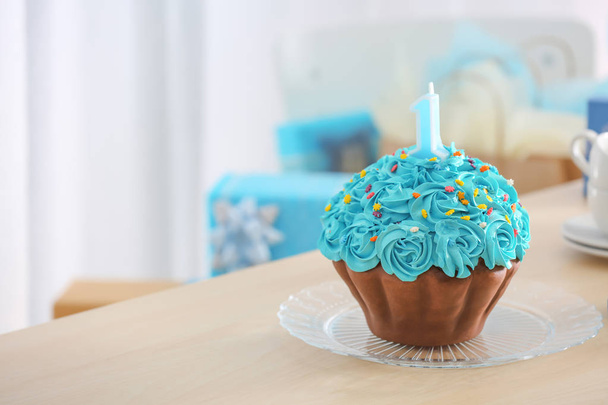 Cake with candle for first birthday  - Φωτογραφία, εικόνα