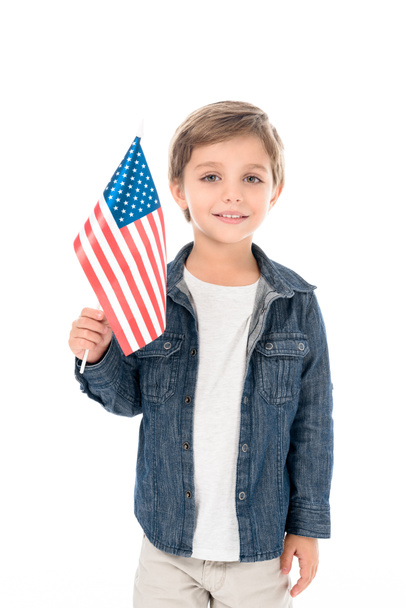 Niño pequeño con bandera de EE.UU.
 - Foto, Imagen