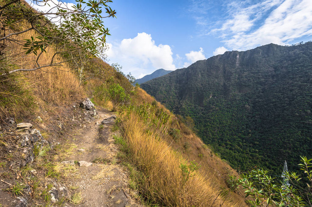 Inca Trail, Peru - 03 sierpnia 2017: Dziki krajobraz Inca Trail, Peru - Zdjęcie, obraz