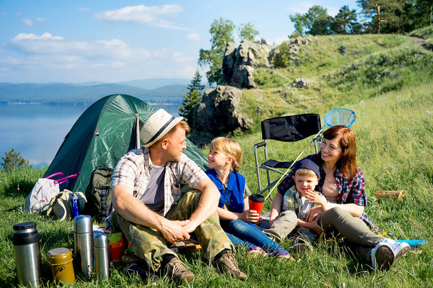 Happy family hiking - Foto, Bild