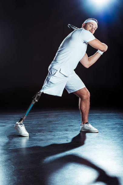 tenista paralímpico con raqueta
 - Foto, Imagen