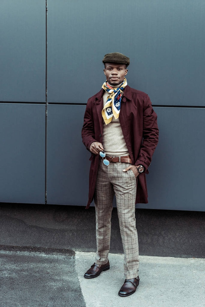 african american man in stylish outfit - Фото, зображення