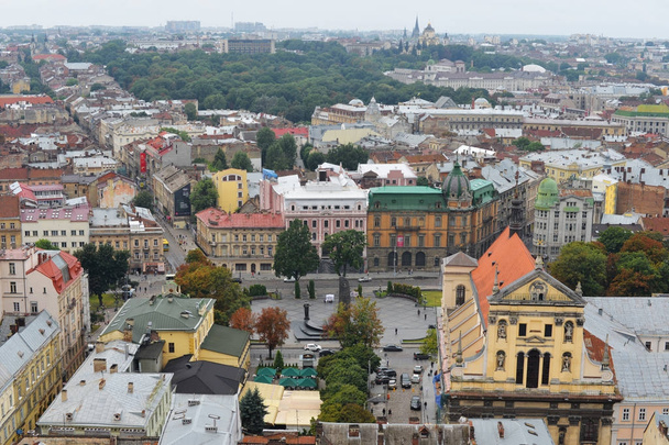 Ukraina Lviv, neliö
 - Valokuva, kuva