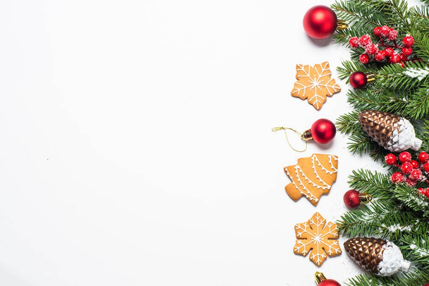 Christmas gingerbread, snow fir tree and decorations - Φωτογραφία, εικόνα