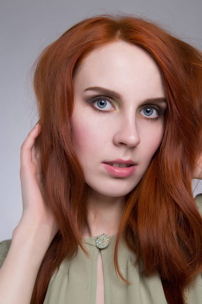 Red Hair Beautiful Young Woman - Foto, Imagem