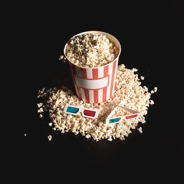 box of popcorn with 3d glasses - Photo, Image
